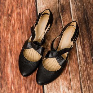 Easy Spirit Mary-Jane Pumps - Size 9N